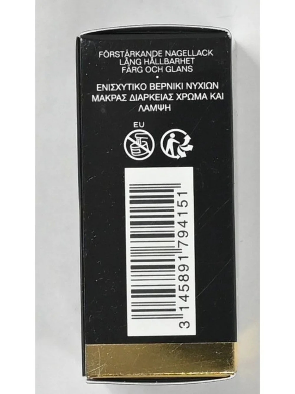 Chanel Le Vernis Nail Colour in 415 Solstice
